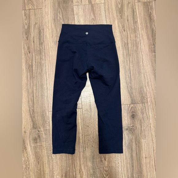 Lululemon Women’s Navy Blue Align 7/8 Leggings Size 6 - Picture 3 of 4